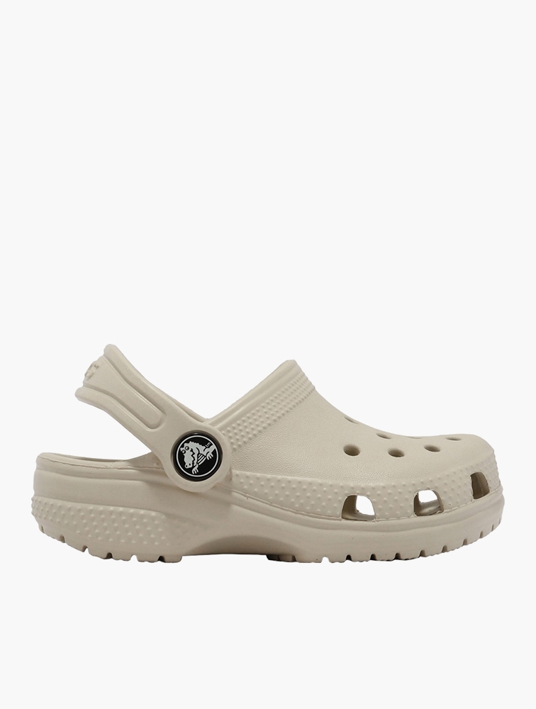 Crocs za 2025